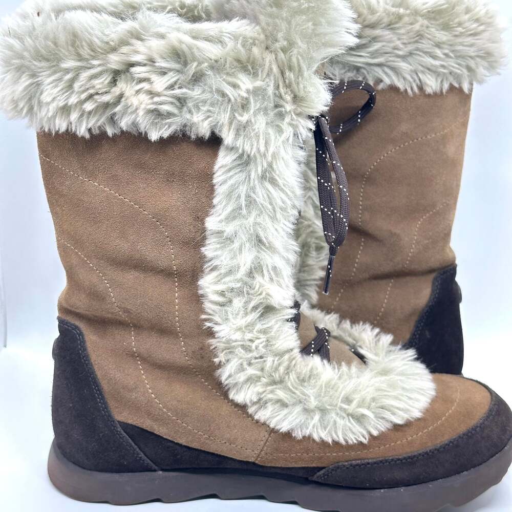 The North Face Women's Nuptse Faux Fur Snow Boots - Picture 6 of 9